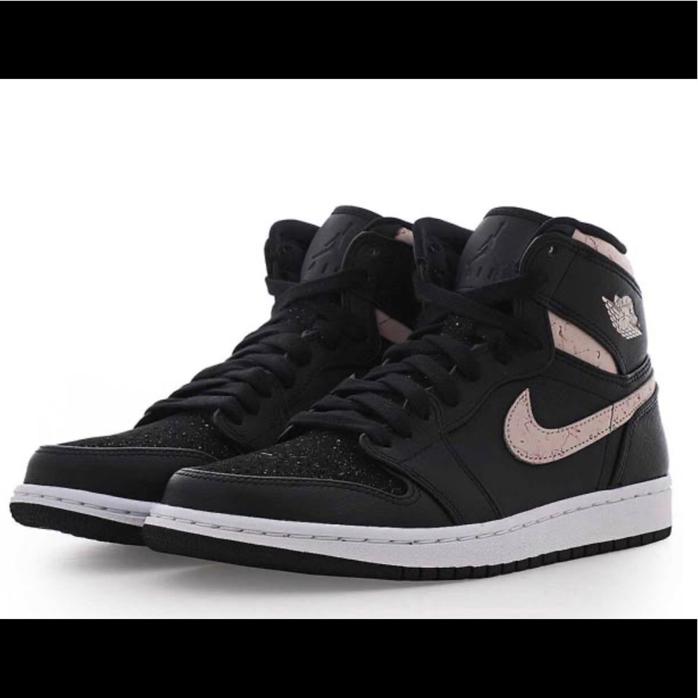 Womens Air Jordan 1 "Black Silt Red”